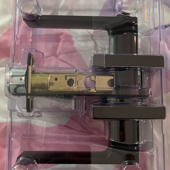 Kwikset Keyed Entry High Security Locking Door Handle With Smart Key Technology - Picture 5 of 11